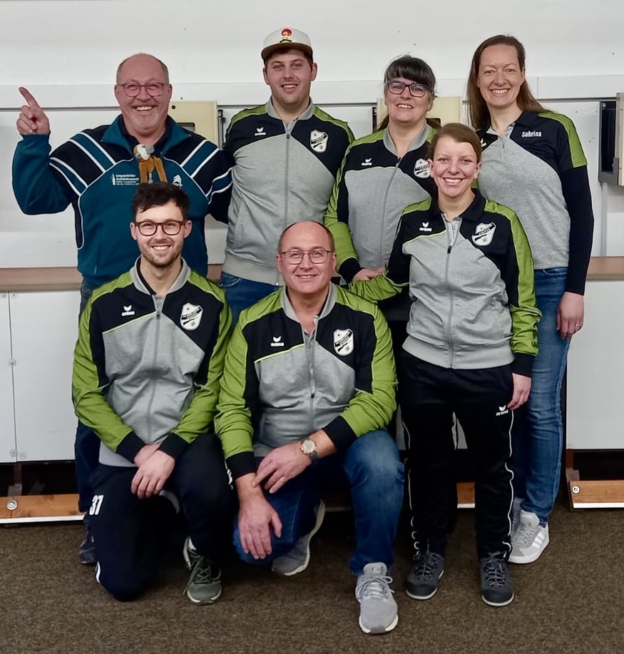 Das Team von Edelweiß Stoffen schafft den Klassenerhalt in der Bayernliga Luftpistole. Foto: Ettner